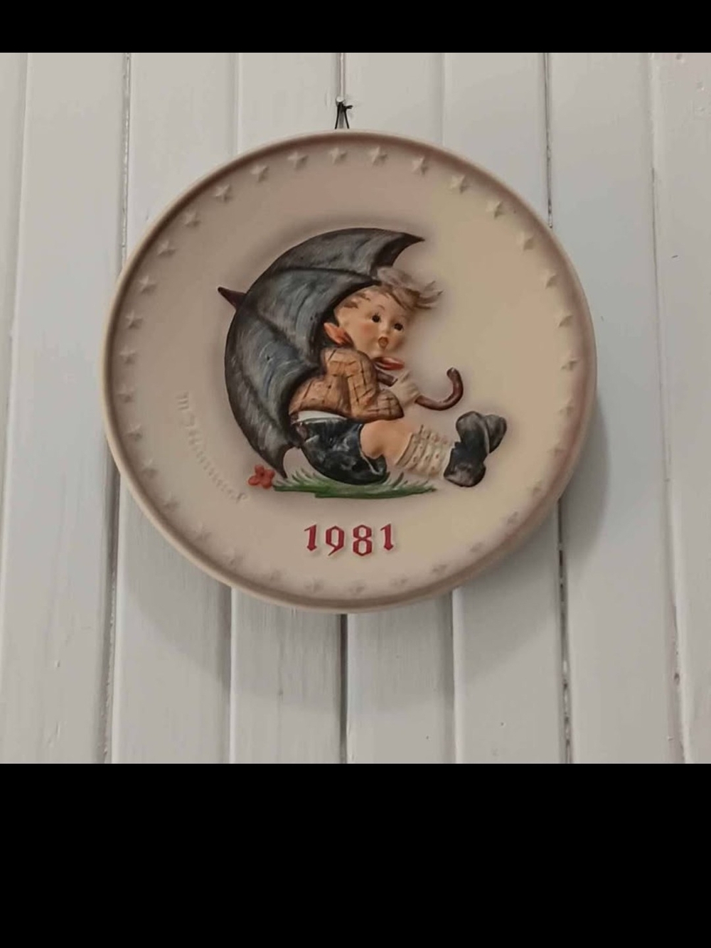 Vintage Goebel Hummel 1981 11th Annual Collector Plate – Made in West Germany